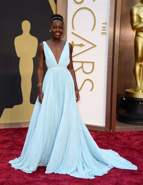 lupita at the oscars.